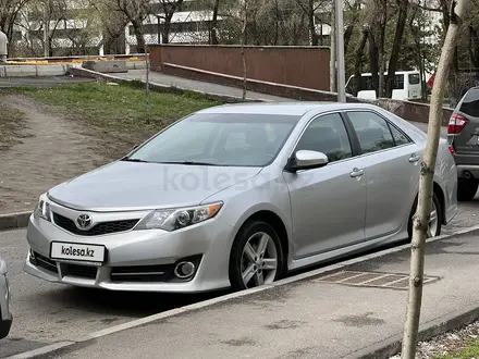 Toyota Camry 2014 года за 8 700 000 тг. в Алматы – фото 12