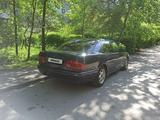 Mercedes-Benz E 230 1997 года за 2 750 000 тг. в Алматы – фото 3