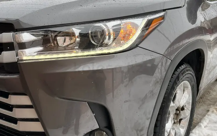 Toyota Highlander 2018 года за 11 300 000 тг. в Уральск