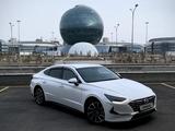 Hyundai Sonata 2021 года за 13 500 000 тг. в Астана