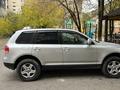 Volkswagen Touareg 2004 годаfor5 500 000 тг. в Шымкент – фото 8