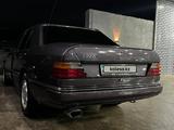 Mercedes-Benz E 220 1992 года за 2 000 000 тг. в Шымкент