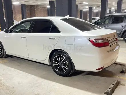 Toyota Camry 2018 года за 13 000 000 тг. в Шымкент – фото 16