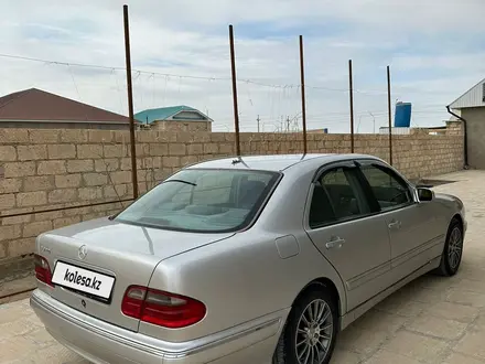 Mercedes-Benz E 320 2001 года за 4 300 000 тг. в Жанаозен – фото 3