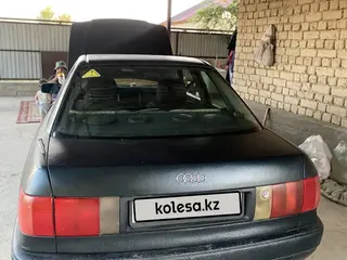 Audi 80