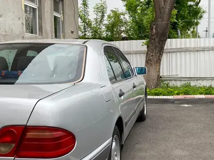 Mercedes-Benz E 280 1998 года за 3 000 000 тг. в Алматы – фото 7