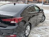 Hyundai Elantra 2019 годаfor7 400 000 тг. в Караганда – фото 4