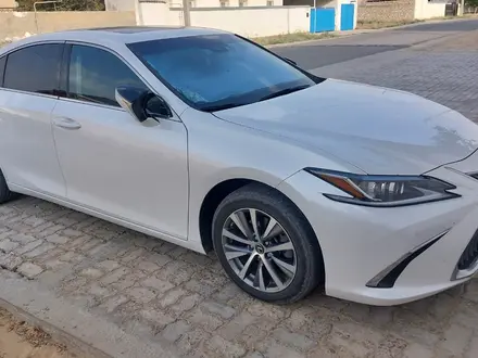 Lexus ES 350 2021 года за 20 000 000 тг. в Актау – фото 2