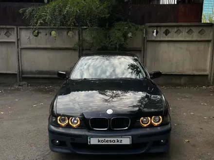 BMW 525 2000 года за 3 500 000 тг. в Алматы