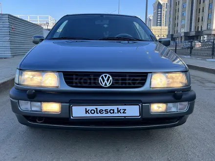 Volkswagen Passat 1993 года за 3 600 000 тг. в Астана – фото 39