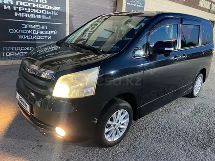 Toyota Noah 2007 годаүшін7 500 000 тг. в Атырау – фото 2