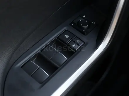Toyota RAV4 Prestige 2020 года за 12 390 000 тг. в Костанай – фото 11