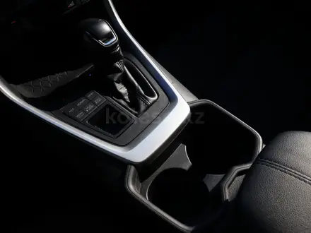 Toyota RAV4 Prestige 2020 года за 12 390 000 тг. в Костанай – фото 17