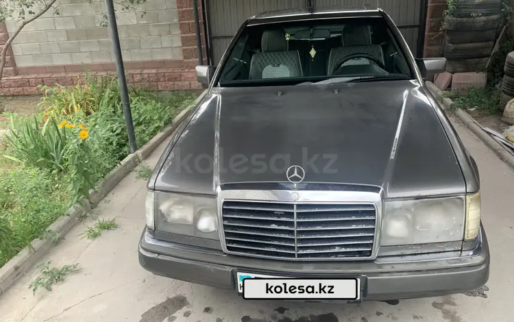Mercedes-Benz E 300 1990 годаүшін1 800 000 тг. в Алматы