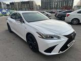 Lexus ES 350 2022 года за 34 500 000 тг. в Алматы – фото 2