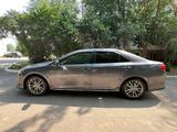 Toyota Camry 2014 года за 7 500 000 тг. в Уральск – фото 4