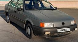 Volkswagen Passat 1988 года за 900 000 тг. в Караганда