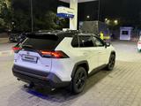 Toyota RAV4 2021 года за 16 000 000 тг. в Алматы – фото 4