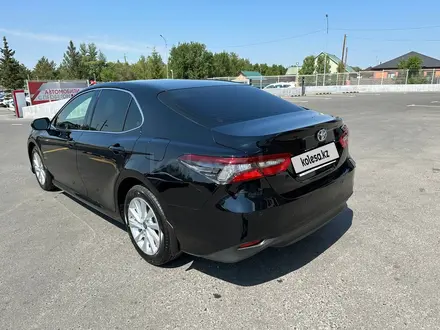 Toyota Camry Prestige 2023 года за 18 308 000 тг. в Павлодар – фото 2