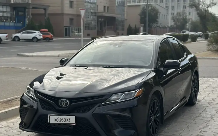 Toyota Camry 2020 годаfor9 500 000 тг. в Актау