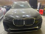 BMW X7 2021 года за 26 800 000 тг. в Алматы – фото 2