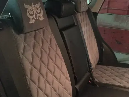 Пошив авточехлов/Перетяжка салона/Автоателье/Вышивка/Шумоизоляция/Чехлы в Астана – фото 49
