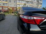 Toyota Camry 2015 годаүшін5 300 000 тг. в Актобе – фото 5