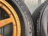 Шины летние Bridgestone Regno GRV II, 225/60 R17 с дисками за 240 000 тг. в Алматы – фото 2