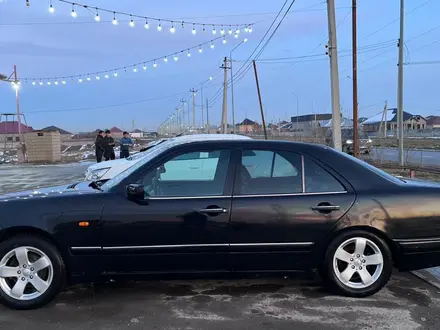 Mercedes-Benz E 230 1997 года за 2 000 000 тг. в Шымкент – фото 12