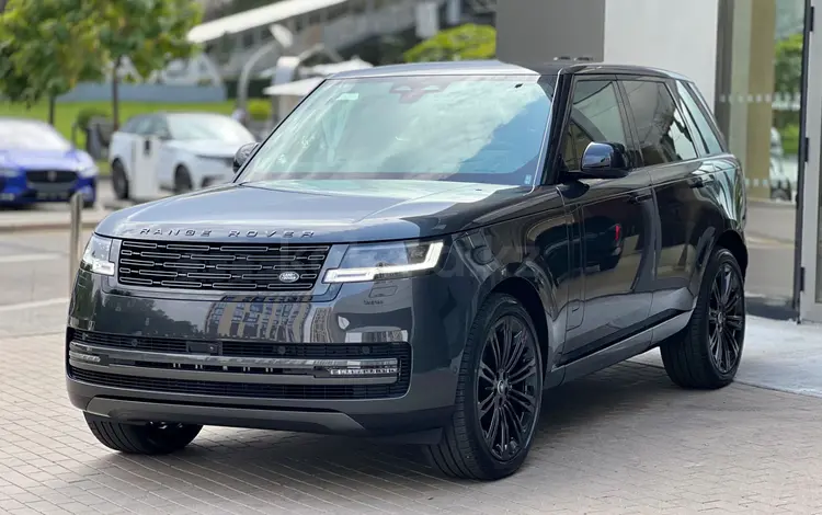 Land Rover Range Rover 2024 годаfor103 914 000 тг. в Алматы