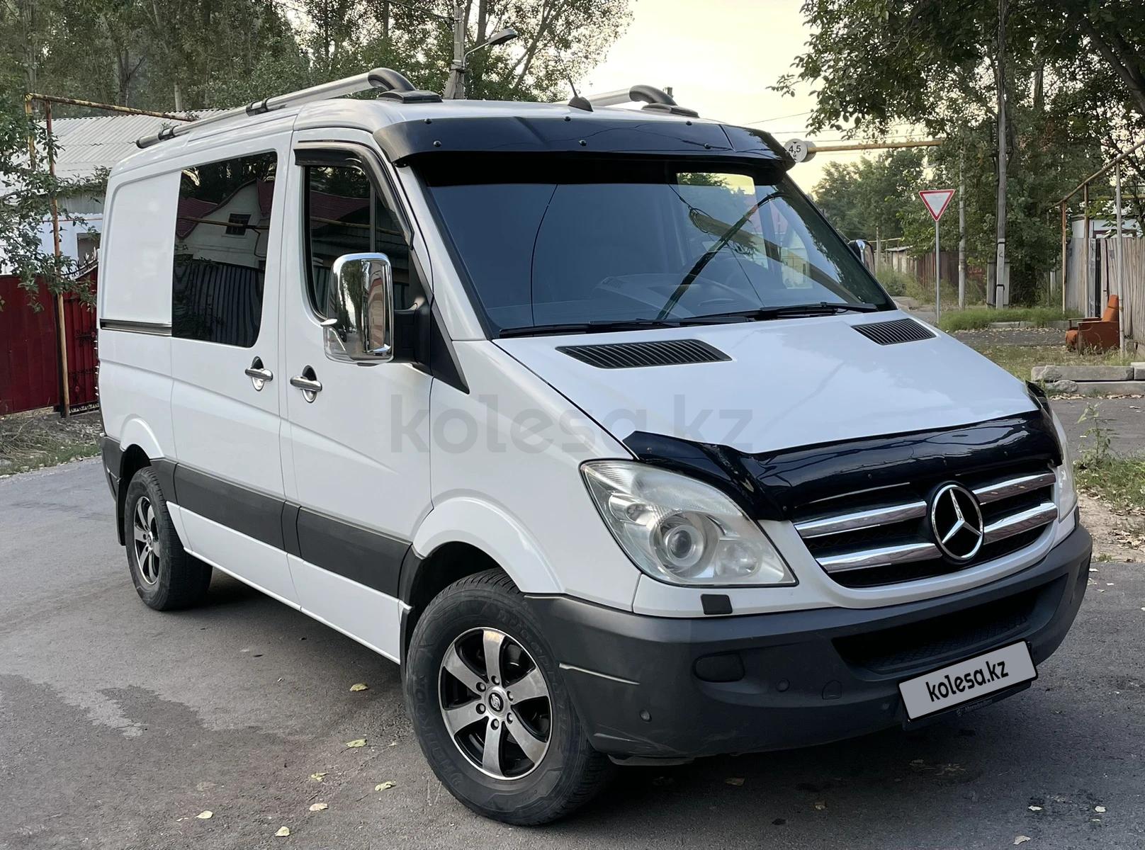 Mercedes-Benz Sprinter 2011 г.