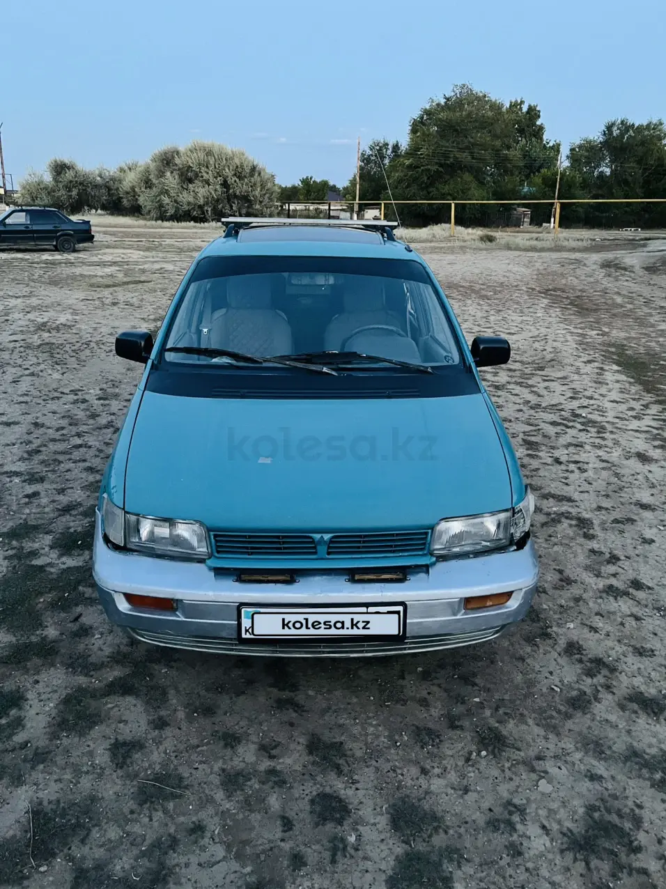 Mitsubishi Space Runner, 1992