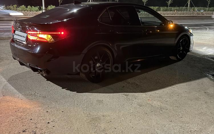 Toyota Camry — миниатюра 2