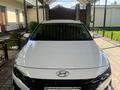 Hyundai Elantra 2022 годаfor10 500 000 тг. в Шымкент