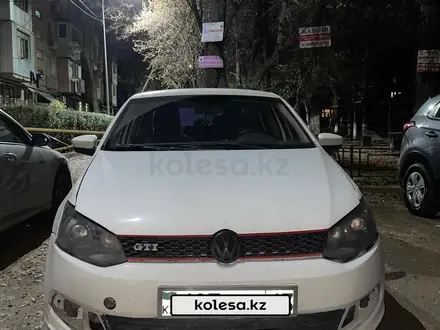 Volkswagen Polo 2012 года за 2 650 000 тг. в Шымкент – фото 7