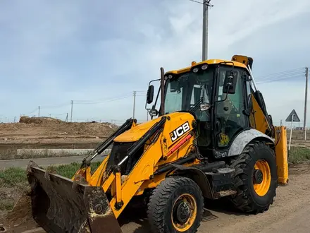 JCB  3CX 2013 года за 23 000 000 тг. в Астана
