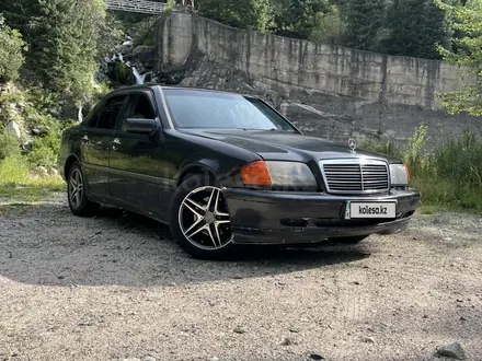 Mercedes-Benz C 280 1994 года за 2 200 000 тг. в Алматы