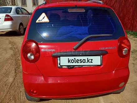 Chevrolet Spark 2007 года за 2 200 000 тг. в Актобе – фото 4