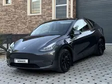 Tesla Model Y, 2022