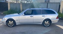 Mercedes-Benz C 200 1999 года за 2 900 000 тг. в Астана