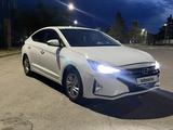 Hyundai Elantra 2020 года за 9 300 000 тг. в Алматы – фото 2