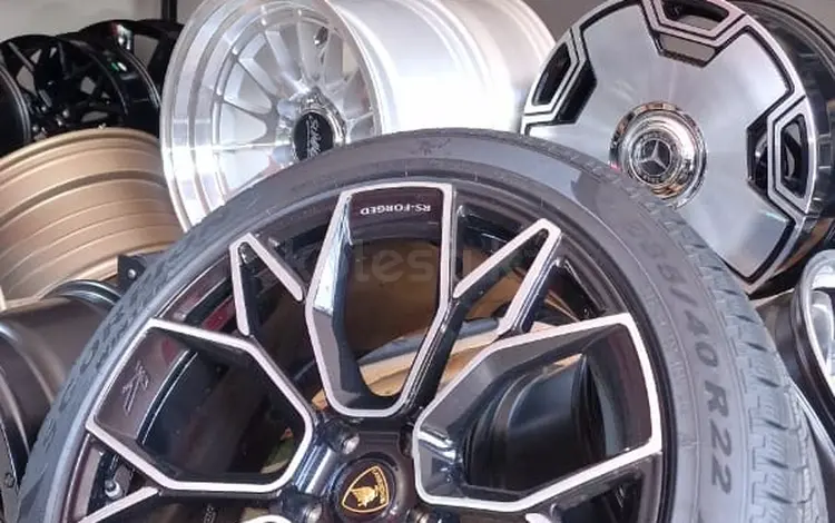 Комплект кованных дисков для Lamborghini Urus R22 за 4 500 000 тг. в Алматы