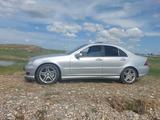 Mercedes-Benz C 32 AMG 2001 года за 7 500 000 тг. в Шымкент – фото 2