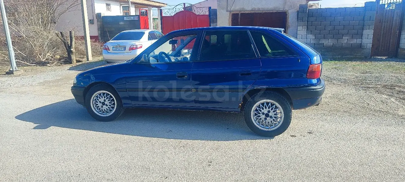 Opel Astra, 1993