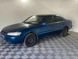 Toyota Camry 1998 года за 2 100 000 тг. в Павлодар