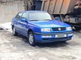 Volkswagen Vento 1995 годаfor1 500 000 тг. в Алматы