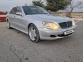 Mercedes-Benz S 500 2001 годаfor4 300 000 тг. в Актау