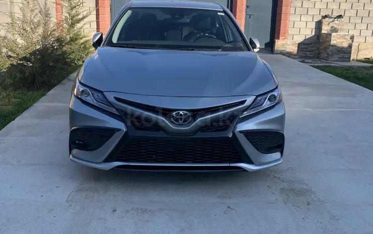 Toyota Camry 2018 года за 9 000 000 тг. в Шымкент