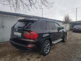 Авто BMW X5 с водителем в Тараз – фото 4