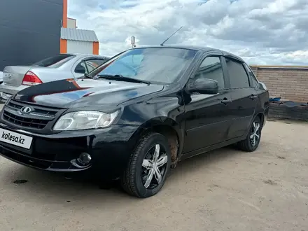 ВАЗ (Lada) Granta 2190 2014 года за 2 600 000 тг. в Актобе – фото 2